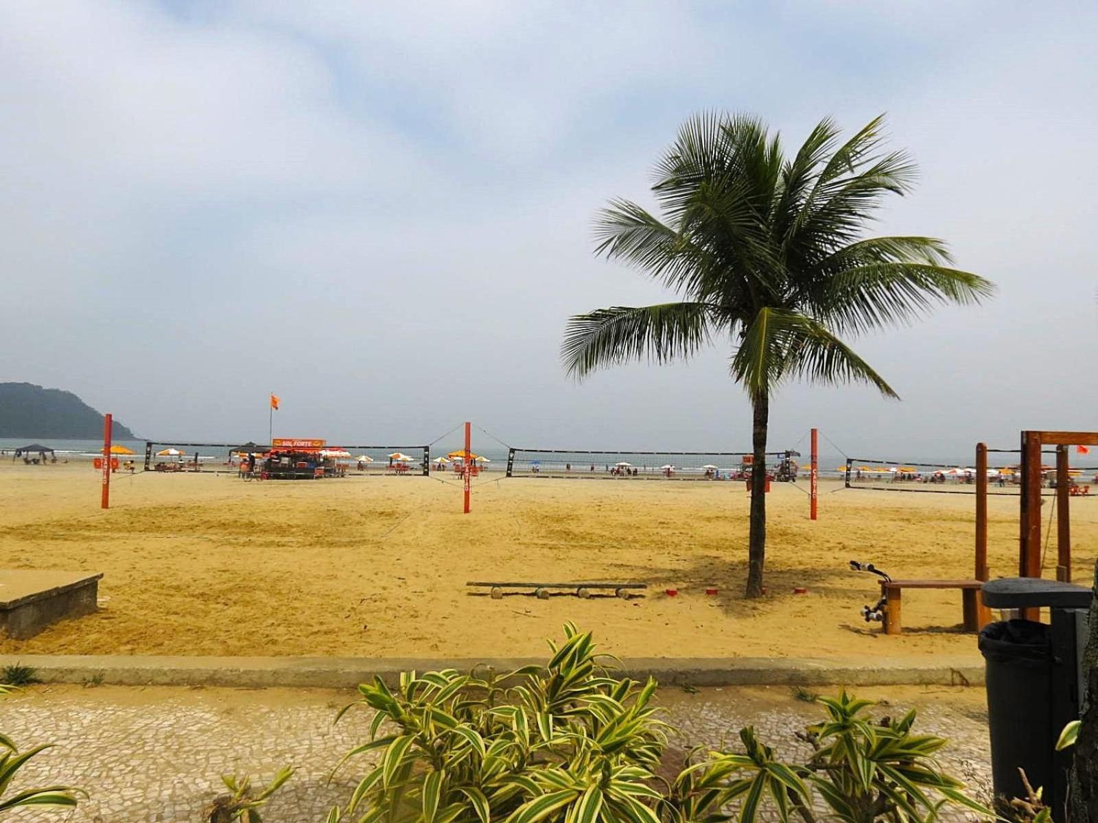 113 Canto Do Forte - 1Dorm - 200 M Da Praia E 20M Dos Bares E Restaurantes - Estacionamento Gratuito E Wi Fi , Tv A Cabo Praia Grande  Zewnętrze zdjęcie